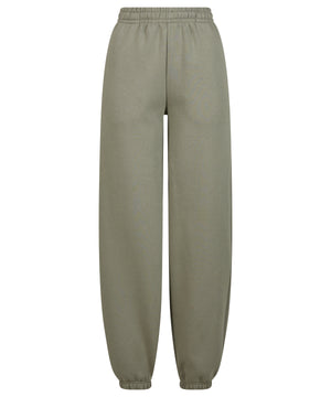 Women’s fluffy sweatpants