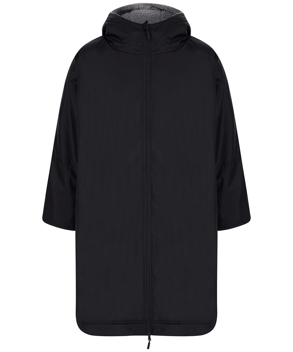 All-weather robe